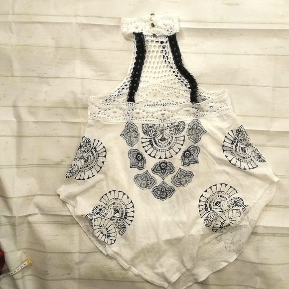 Free People handkerchief hog neck Crochet top - Picture 5 of 8